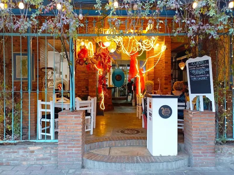 Buhardilla - Restaurant in Guayabitos