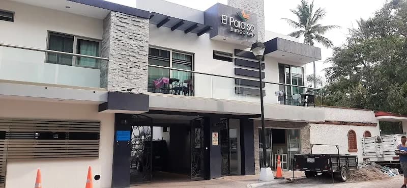 La Piña Loca - Restaurant in Guayabitos