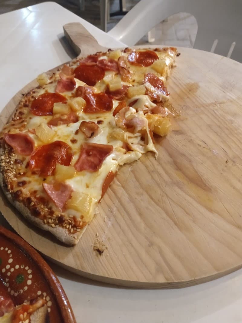 Pizzas a la Lena - Restaurant in Guayabitos