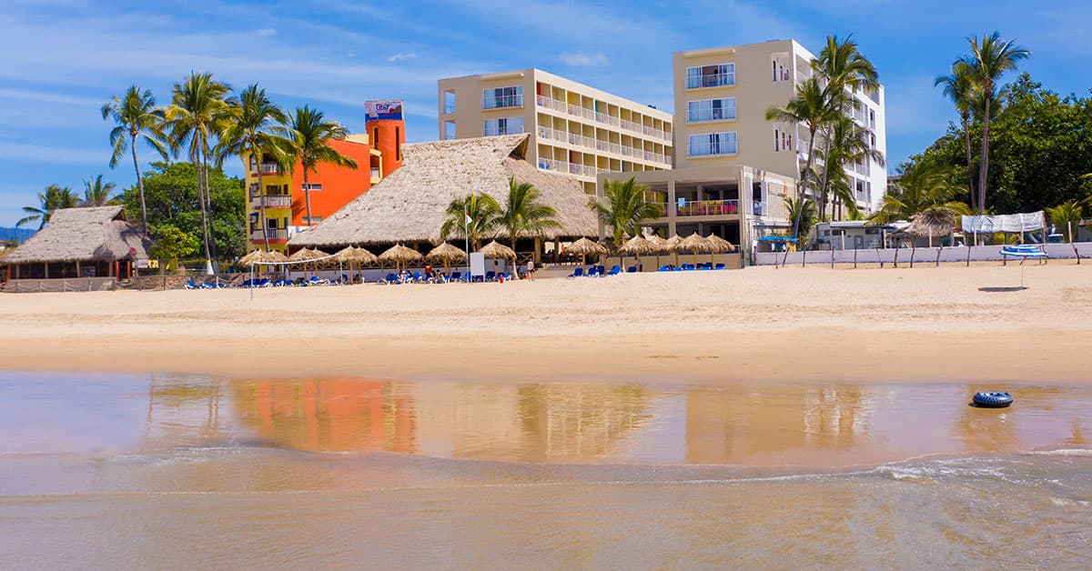 Decameron Isla Coral - Accommodation in Guayabitos