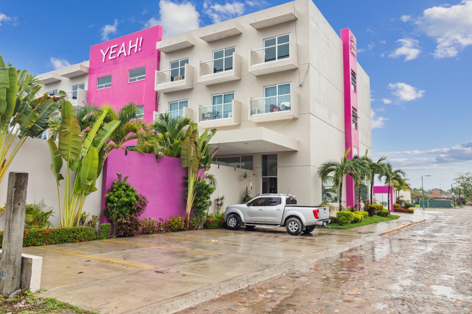 Hotel Yeah! - Accommodation in Guayabitos